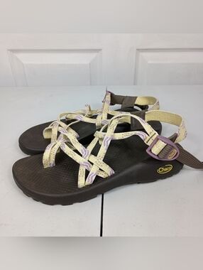 Chaco Sandals 8 Womens Yellow Purple ZX2 Toe Loop Double Strap Waterproof